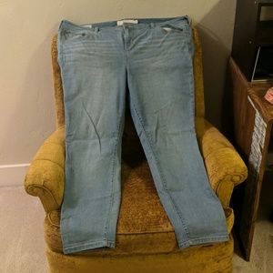 Luxe Skinny Jean NWOT